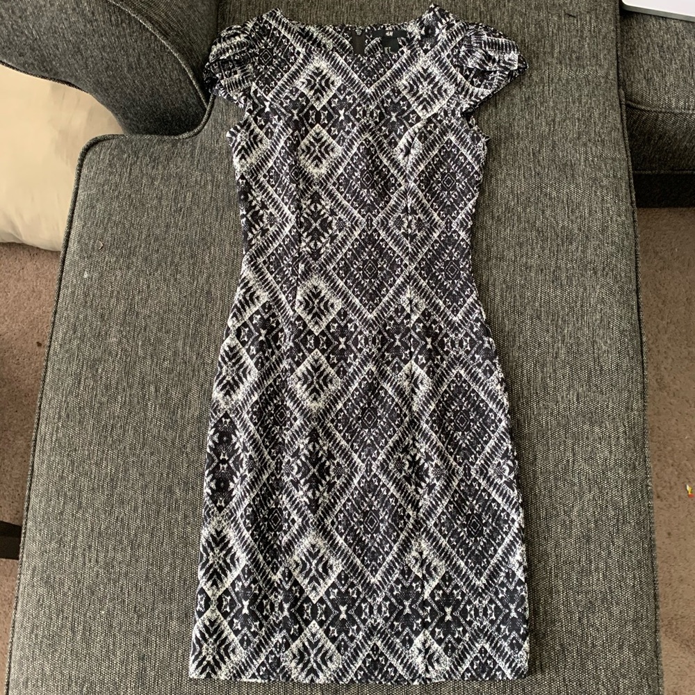 H&M black and white print dress